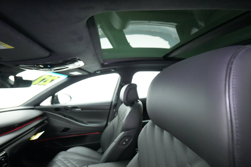2027 Genesis G80