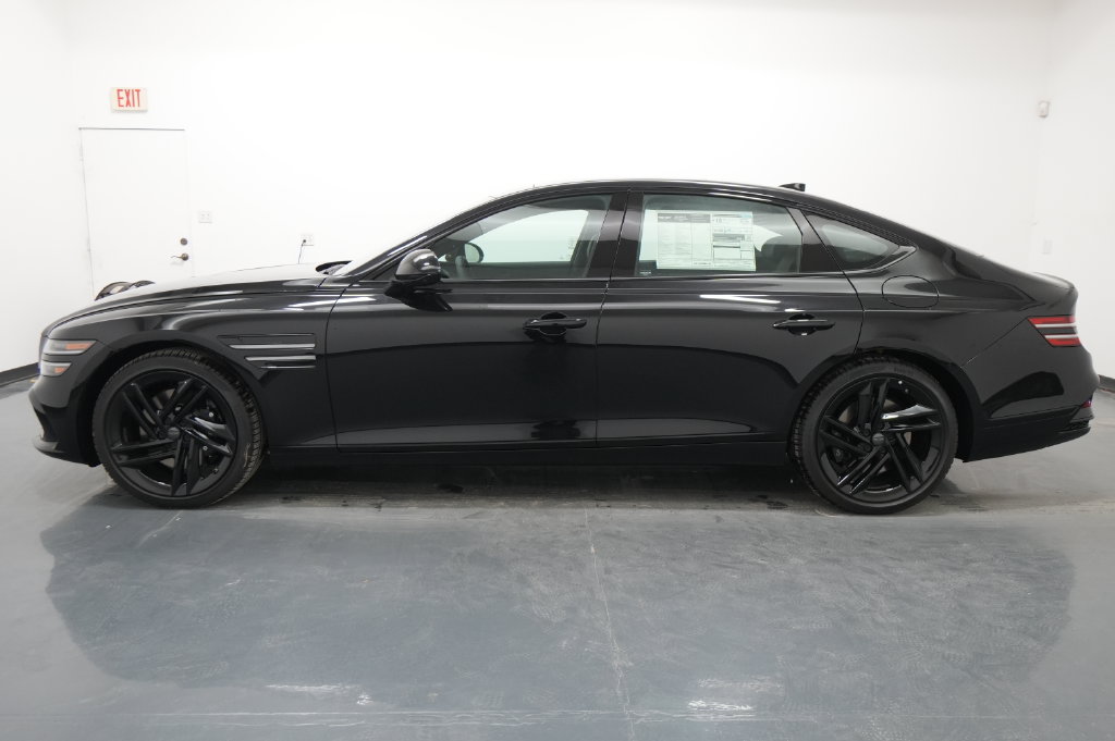 2027 Genesis G80