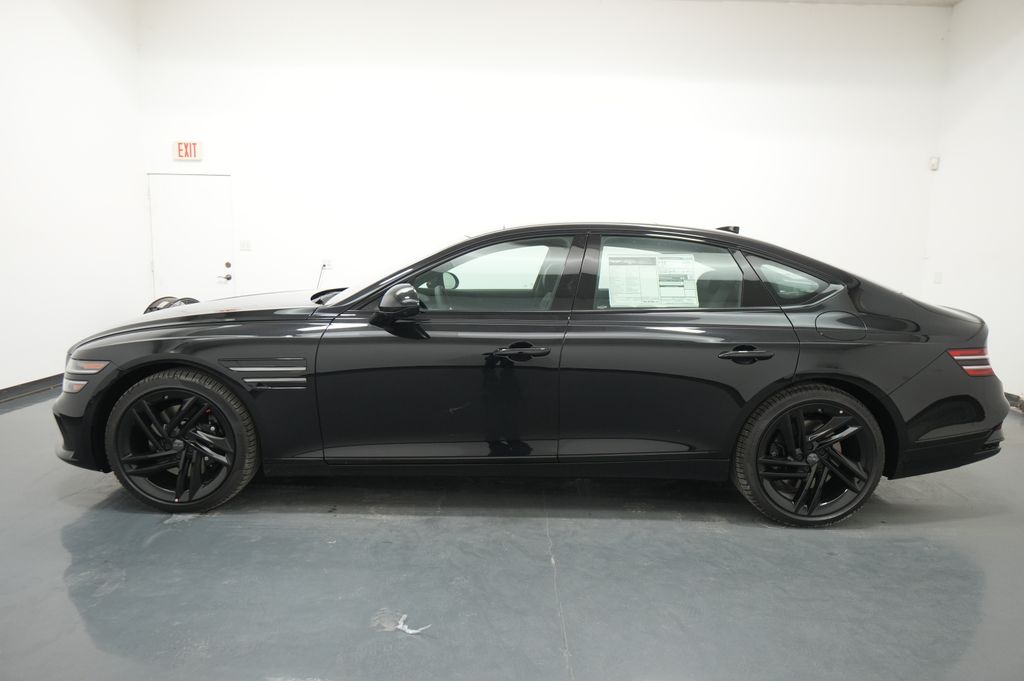 2027 Genesis G80