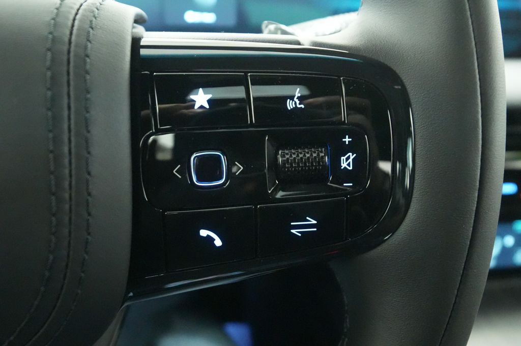 2027 Genesis G80