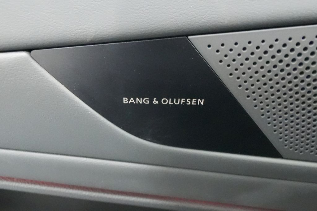 2027 Genesis G80