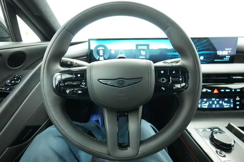 2027 Genesis G80