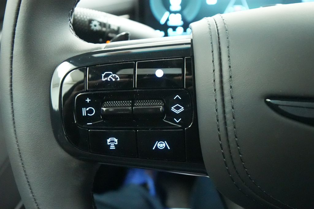 2027 Genesis G80