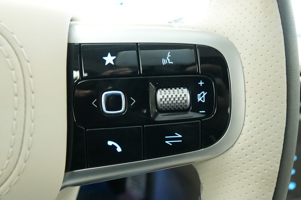 2027 Genesis G80