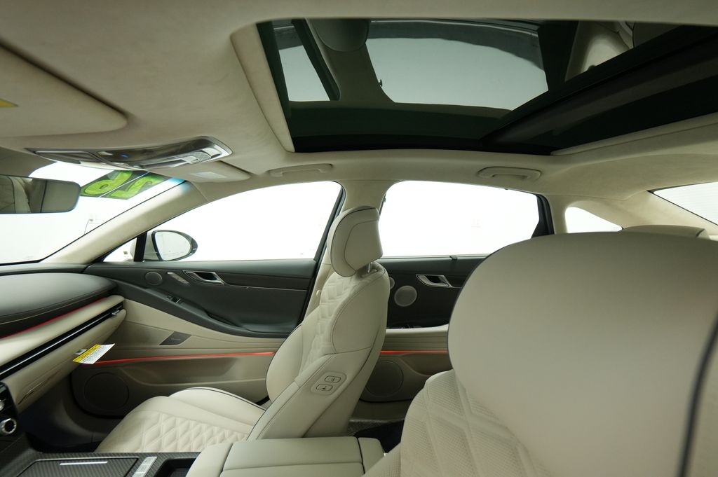 2027 Genesis G80