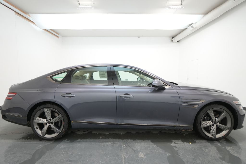 2026 Genesis G80
