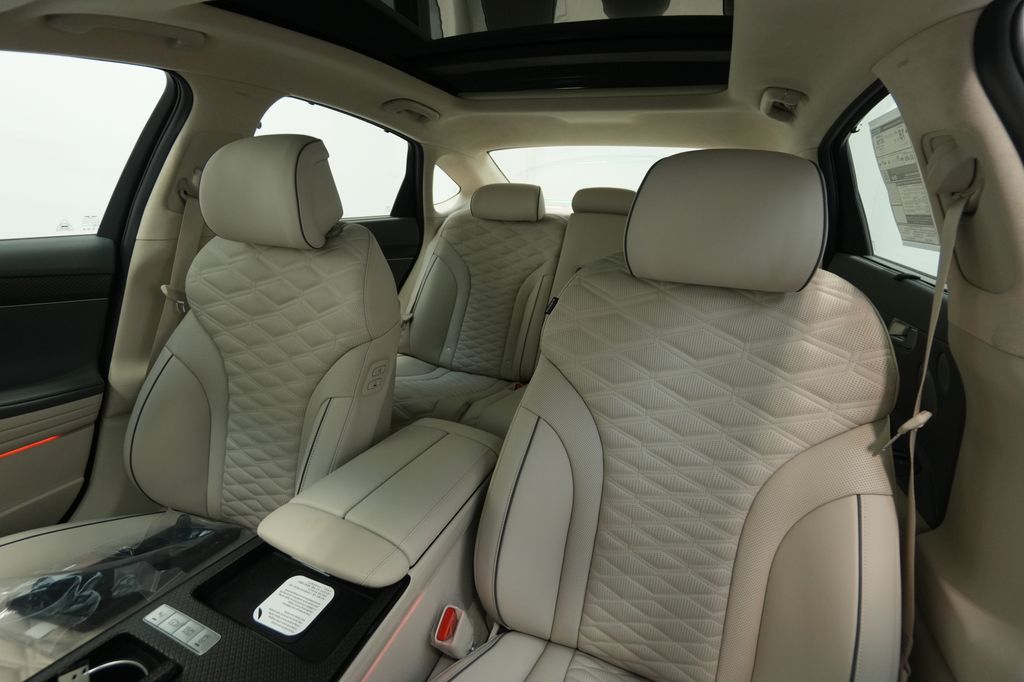 2026 Genesis G80
