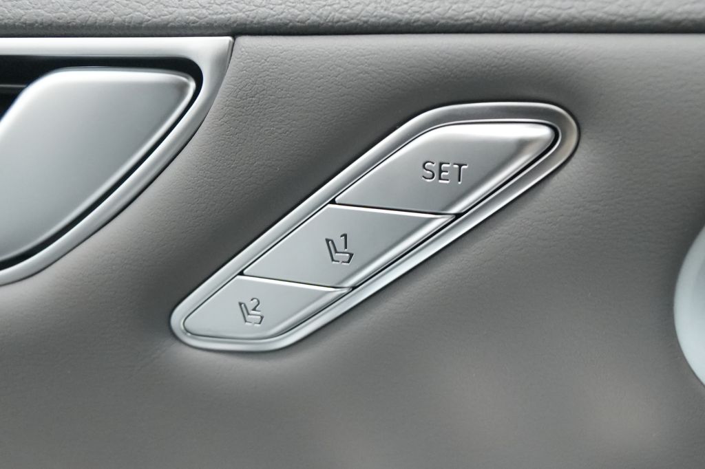 2026 Genesis G80