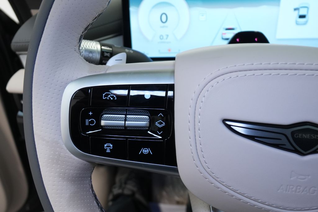 2026 Genesis G80