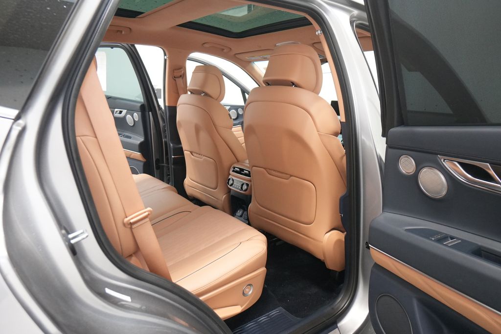 2023 Genesis GV80