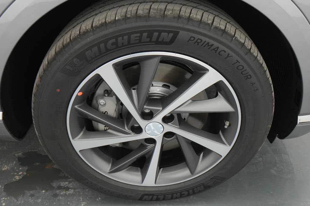 2026 Genesis GV80