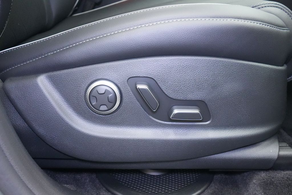 2026 Genesis GV80