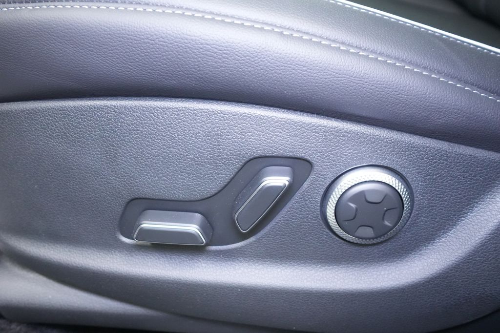 2026 Genesis GV80
