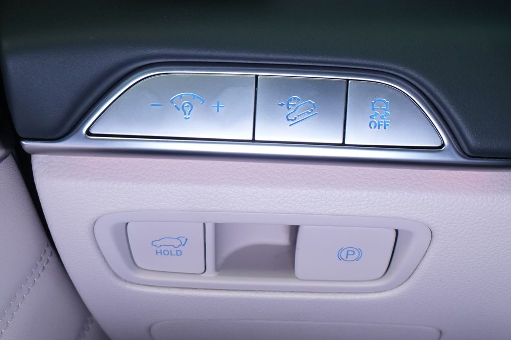 2026 Genesis GV80