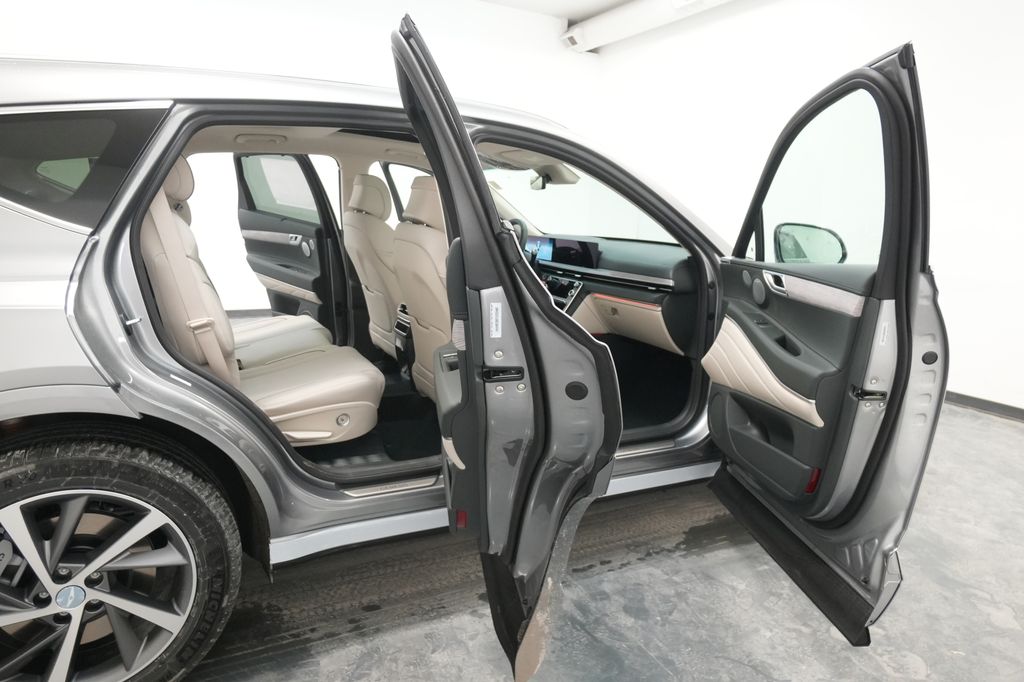 2026 Genesis GV80