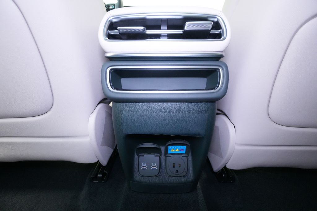 2026 Genesis GV80