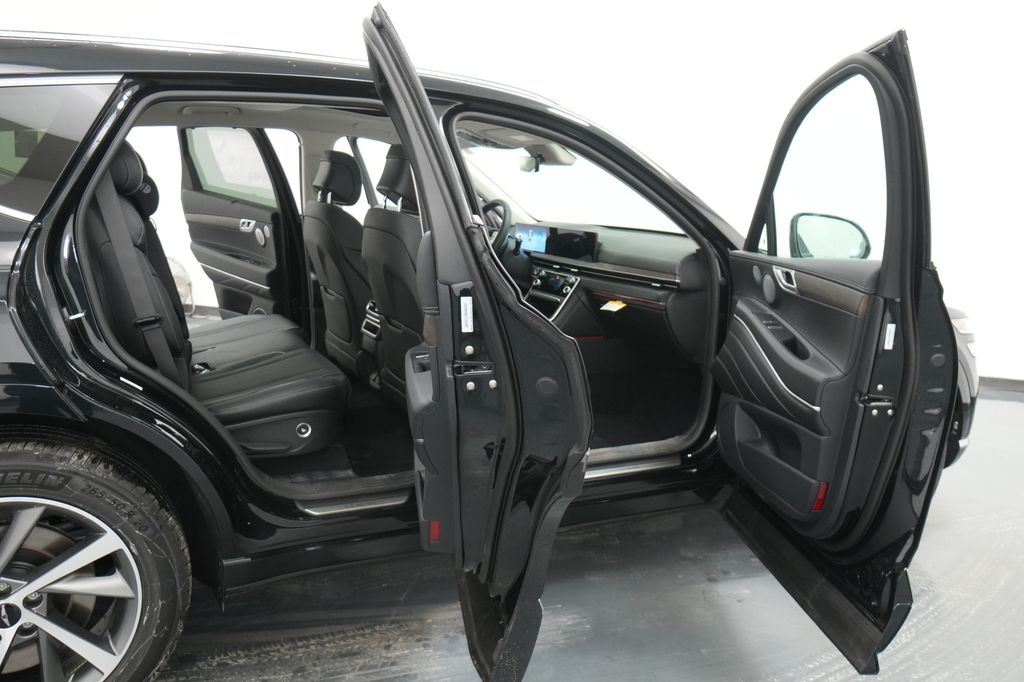 2026 Genesis GV80
