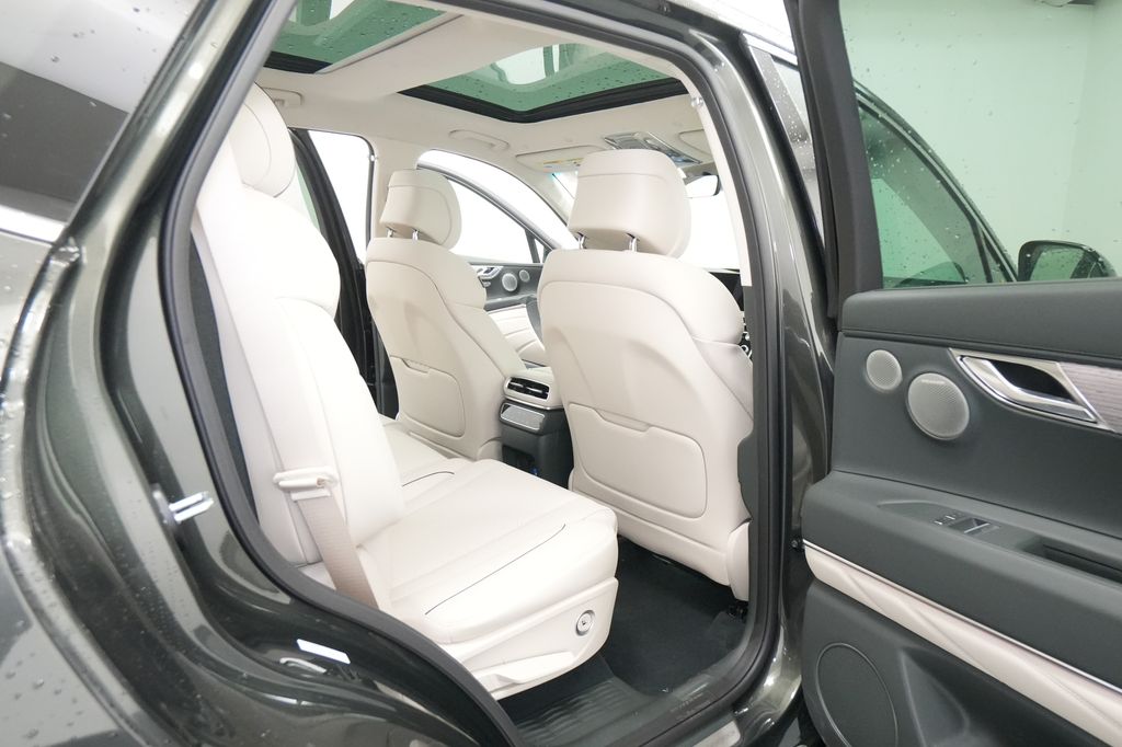 2026 Genesis GV80