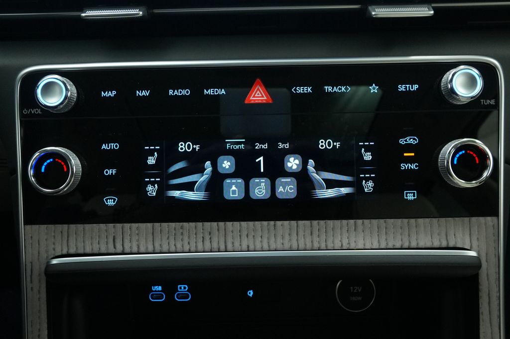 2026 Genesis GV80