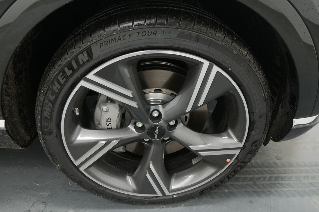 2026 Genesis GV80