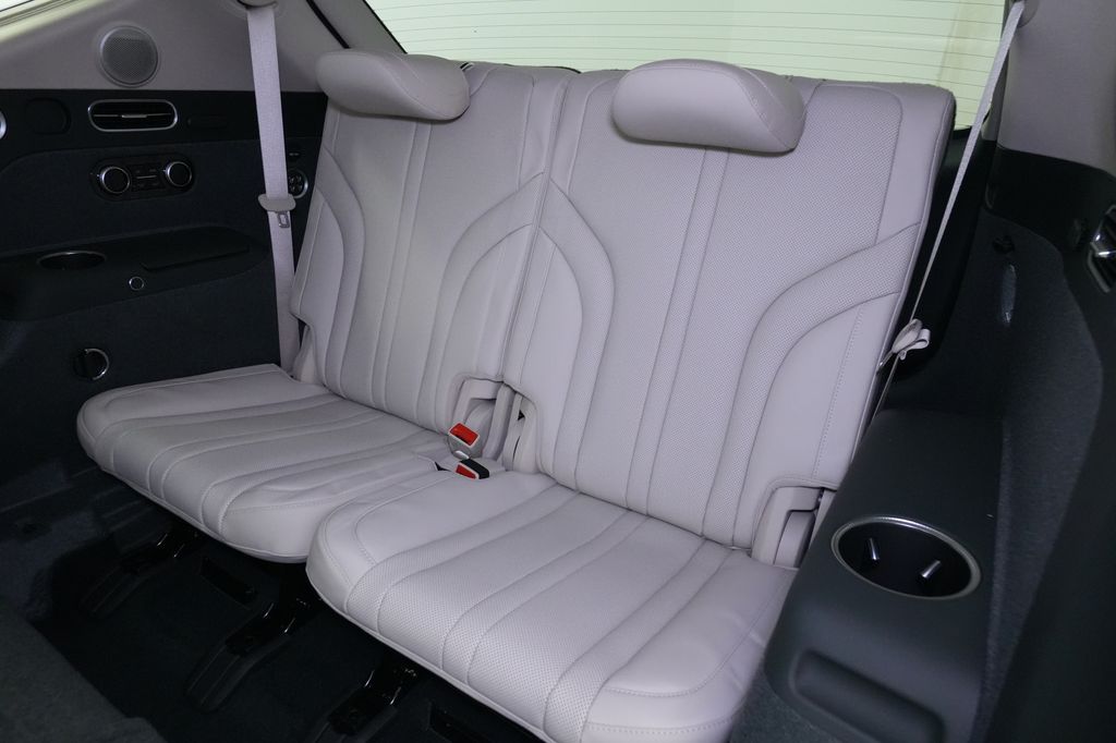 2026 Genesis GV80