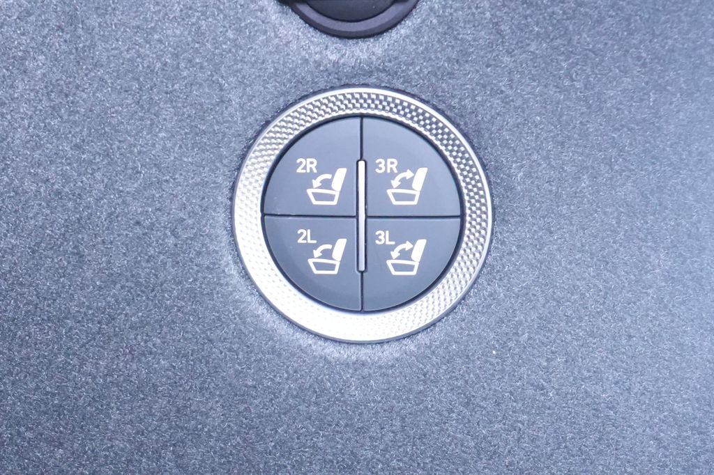 2026 Genesis GV80