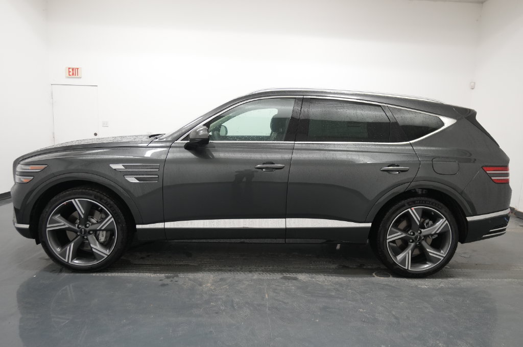 2027 Genesis GV80
