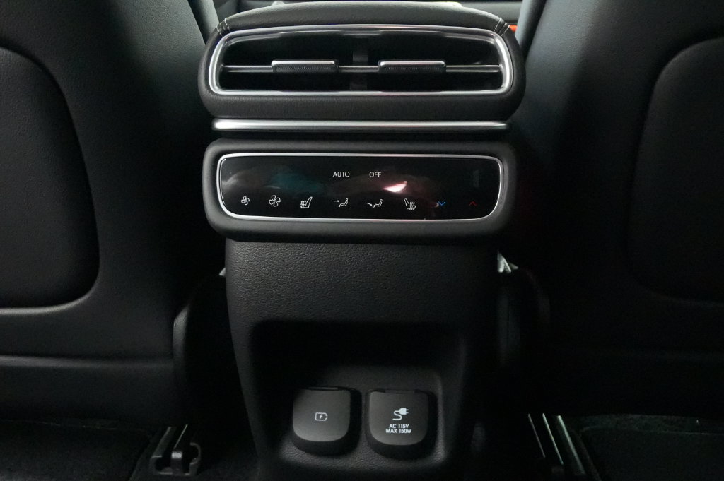 2027 Genesis GV80