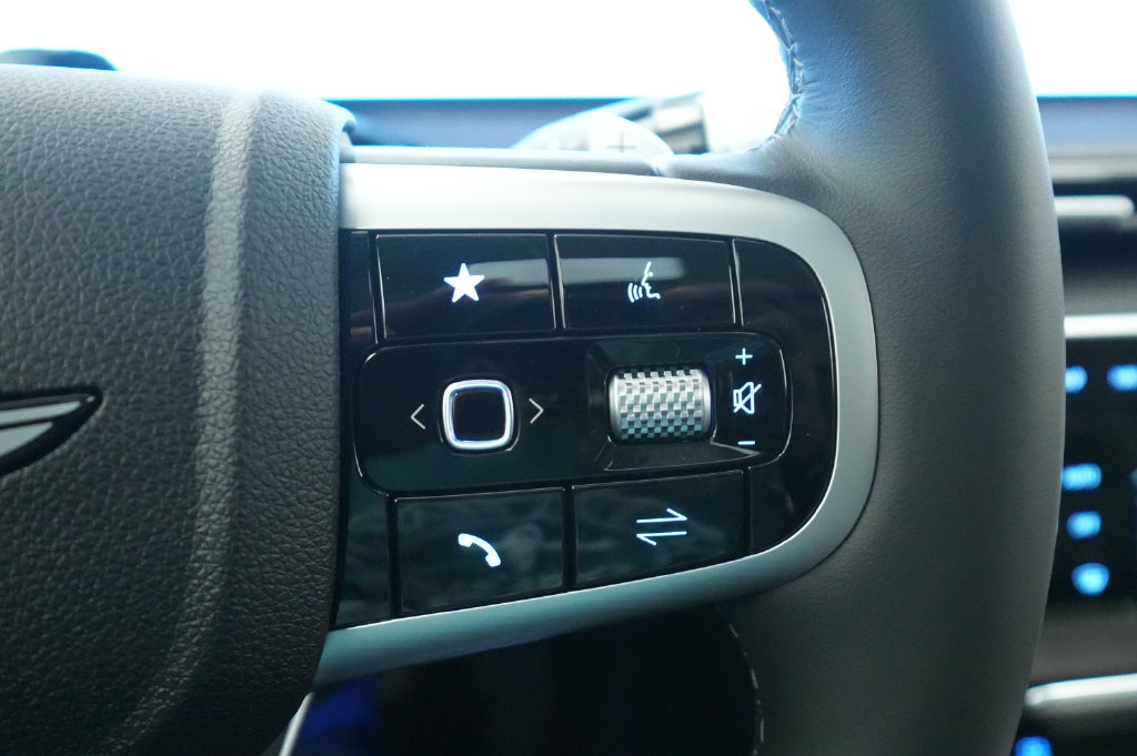 2027 Genesis GV80