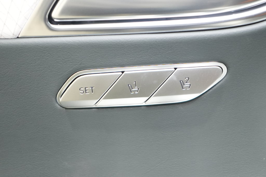 2027 Genesis GV80