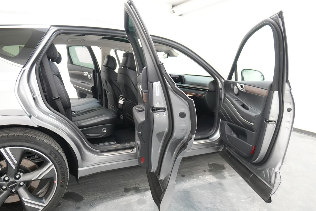 2026 Genesis GV80