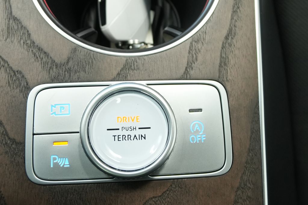 2026 Genesis GV80