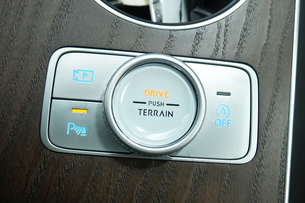 2026 Genesis GV80