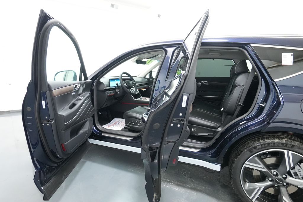 2026 Genesis GV80