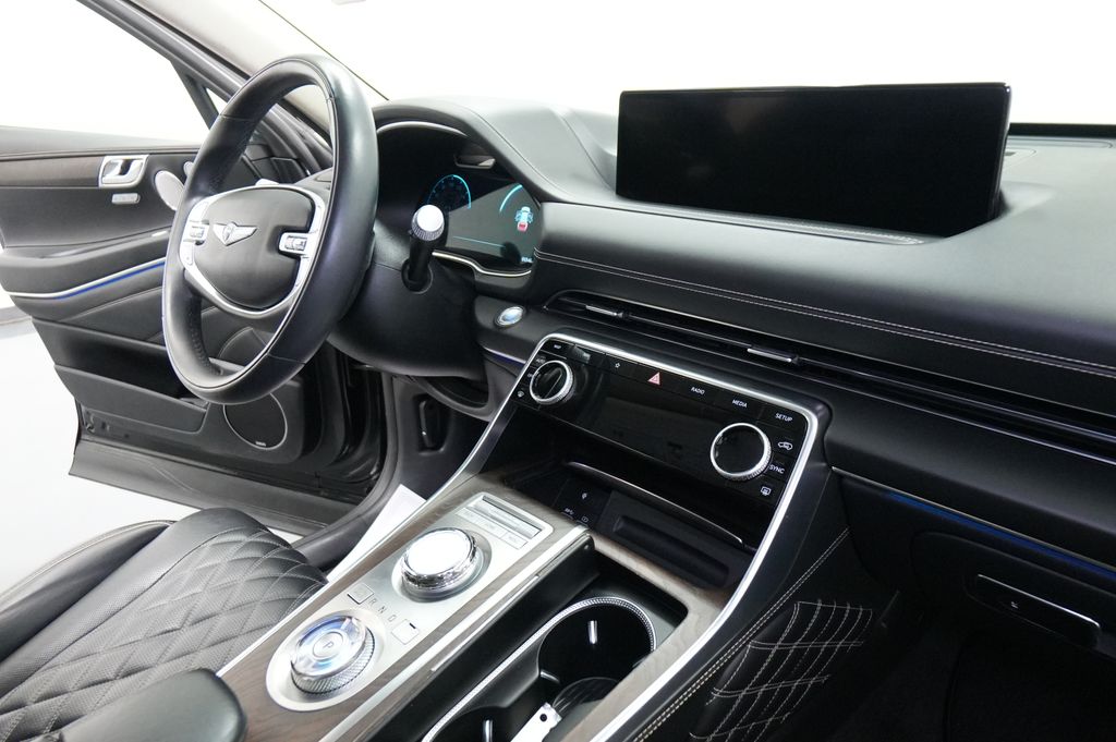 2023 Genesis GV80