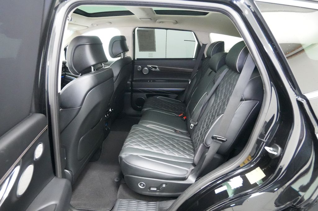 2023 Genesis GV80