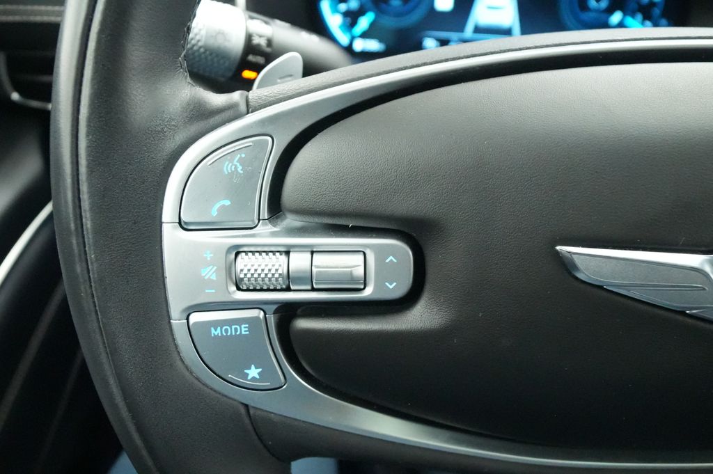 2023 Genesis GV80