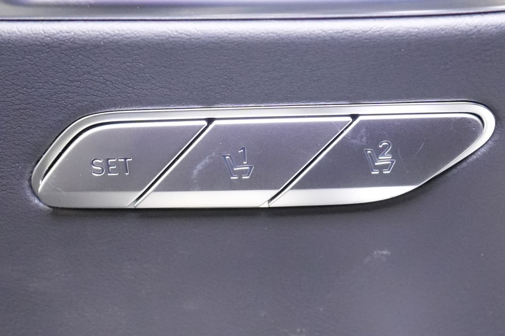 2026 Genesis GV80