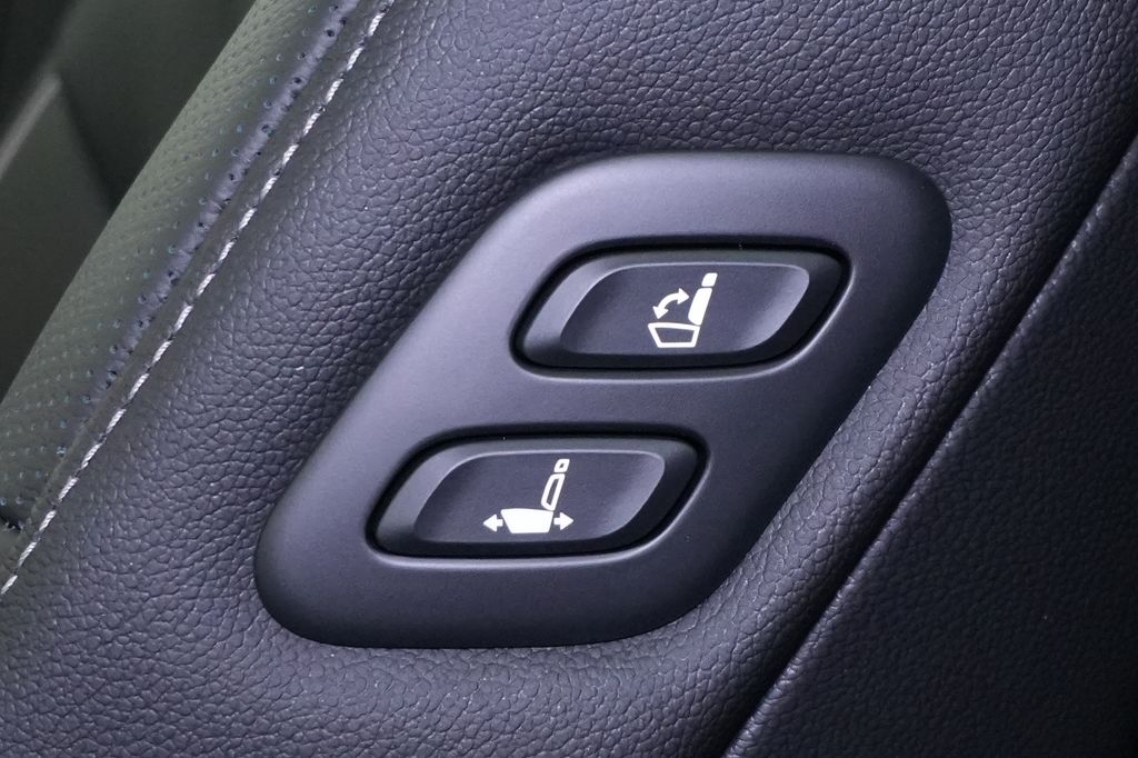 2026 Genesis GV80