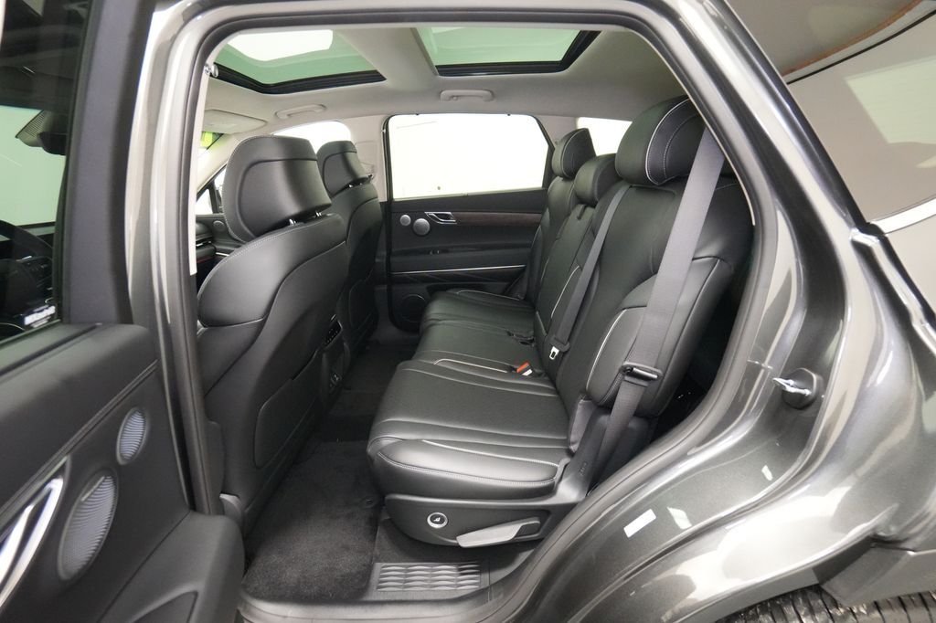 2026 Genesis GV80