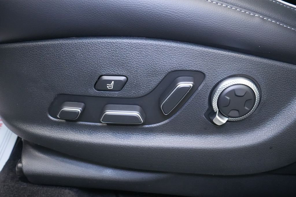 2026 Genesis GV80