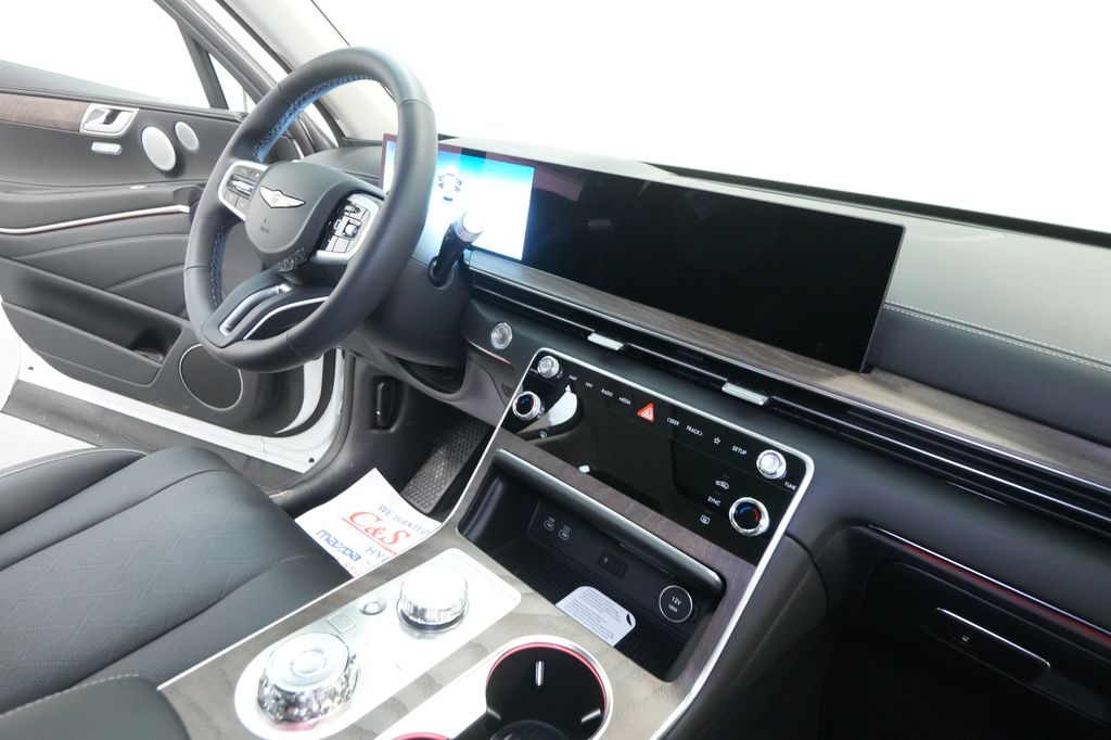 2026 Genesis GV80