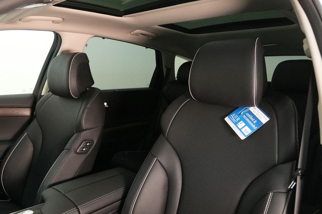 2026 Genesis GV80