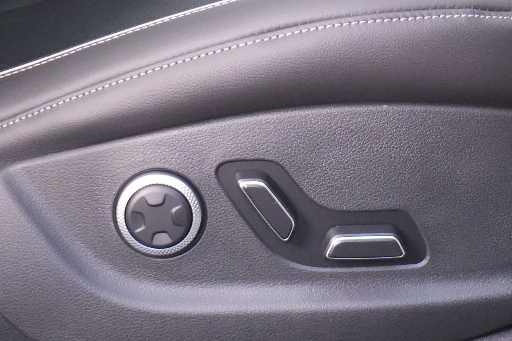 2026 Genesis GV80
