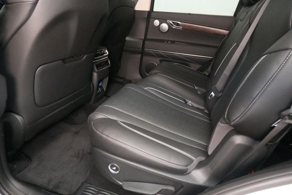 2026 Genesis GV80