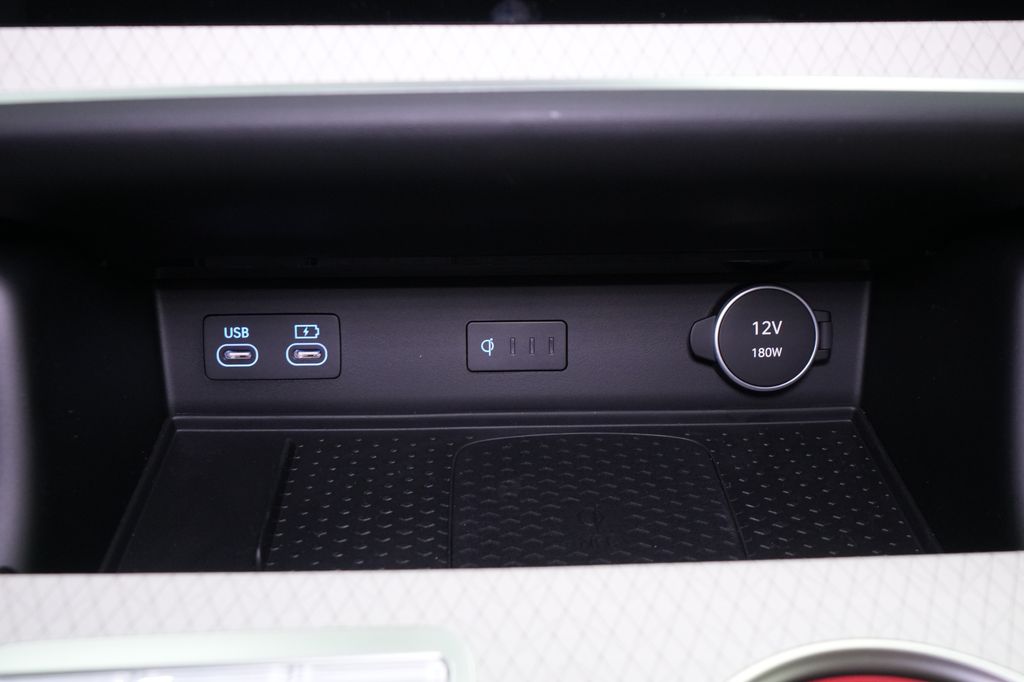 2026 Genesis GV80