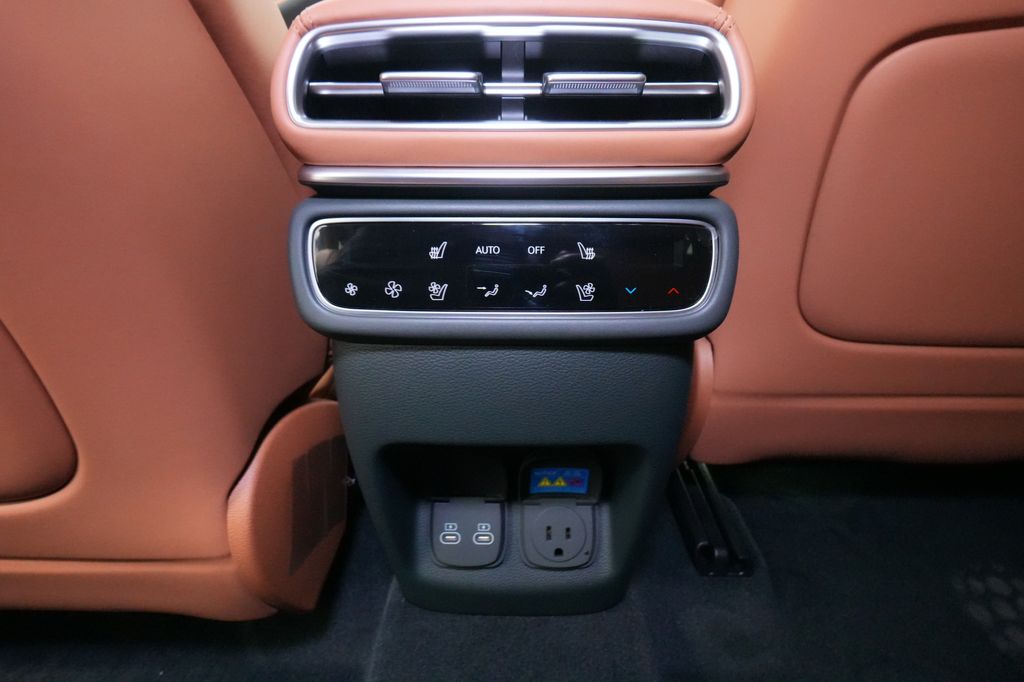 2026 Genesis GV80