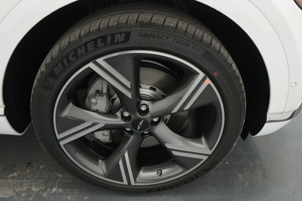 2026 Genesis GV80