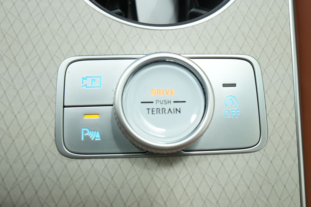 2026 Genesis GV80