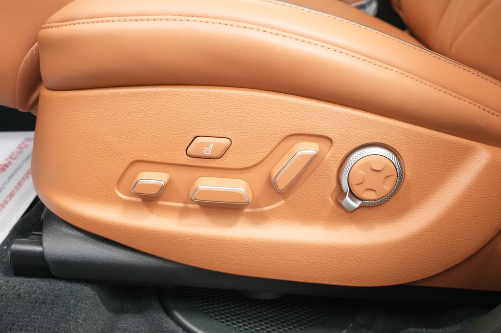 2026 Genesis GV80